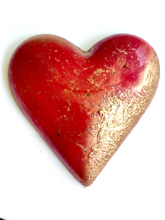 Medium Red and Gold Heart-Shaped Chocolate Bar – Caramel & Roasted Almonds